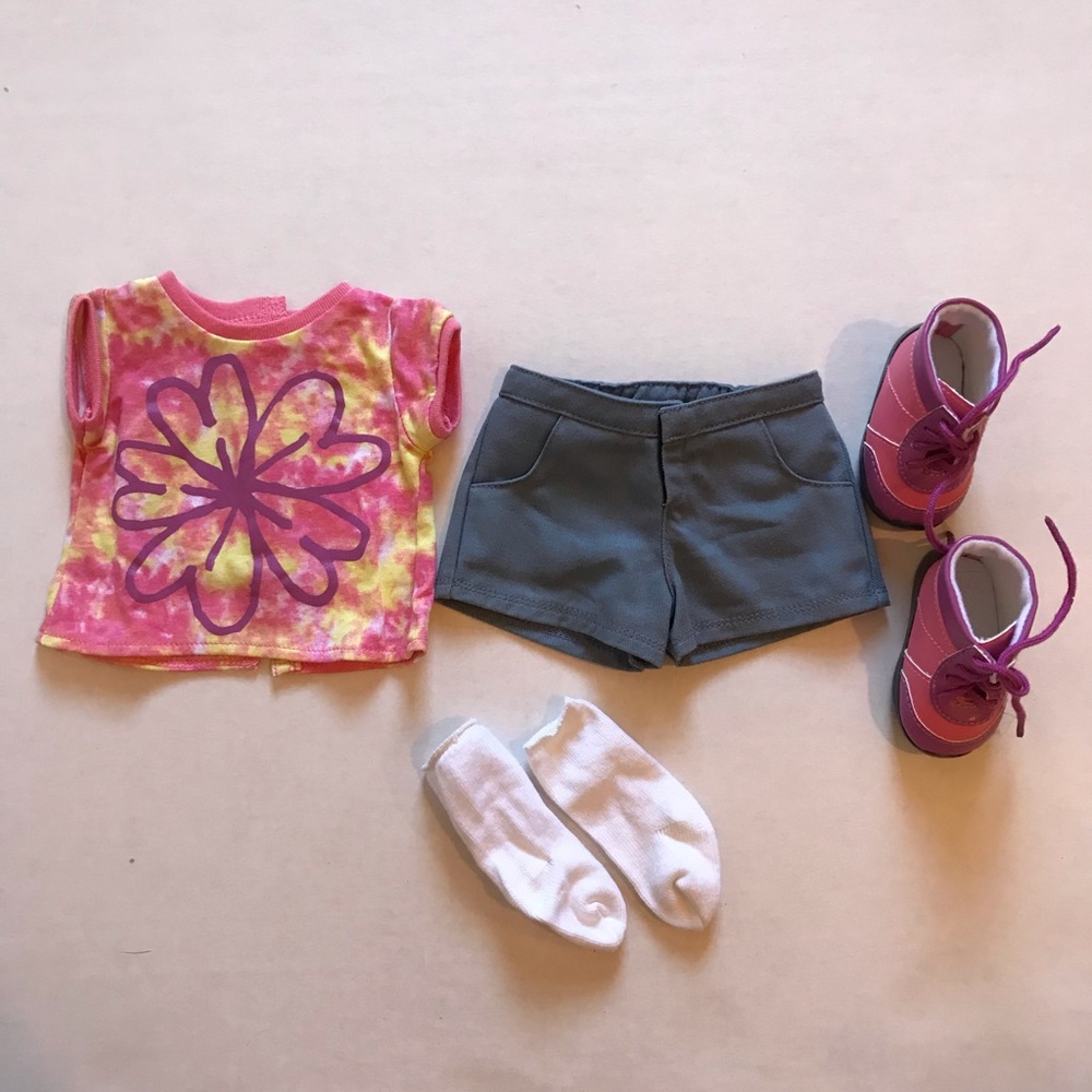 American girl hiking outfit.